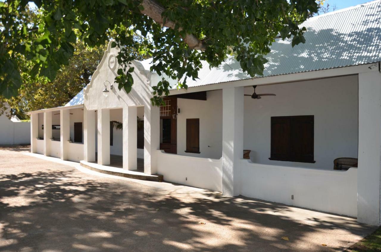 La Paris Estate Hotel Franschhoek Exterior photo