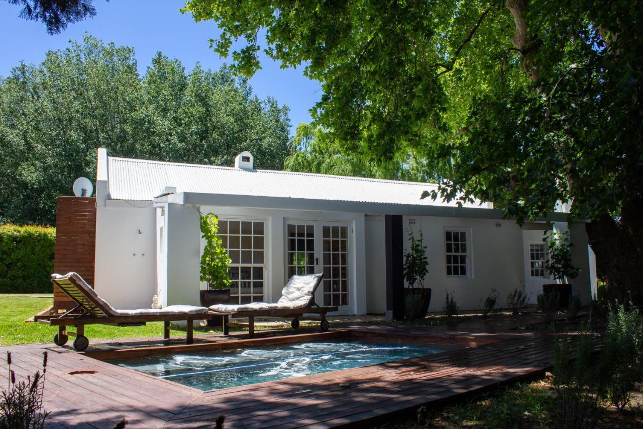 La Paris Estate Hotel Franschhoek Exterior photo